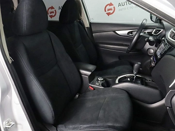 Nissan X-Trail, 2015г., полный привод, вариатор