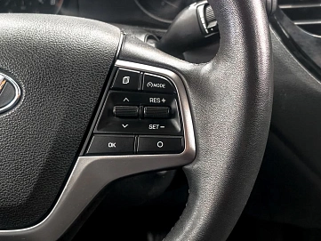 Hyundai Solaris, 2021г., передний привод, автомат