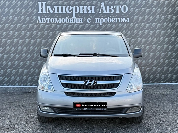 Hyundai Grand Starex, 2011г., задний привод, автомат