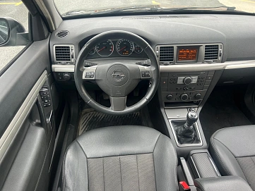 Opel Vectra, 2007г., передний привод, механика