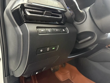 Nissan Altima, 2023г., передний привод, вариатор