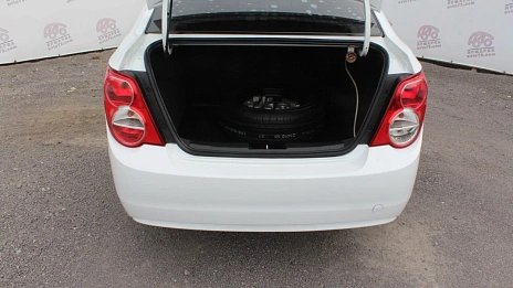 Chevrolet Aveo, 2014г., передний привод, механика