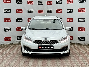 Kia Ceed, 2018г., передний привод, автомат
