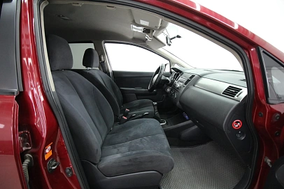 Nissan Tiida, 2007г., передний привод, механика