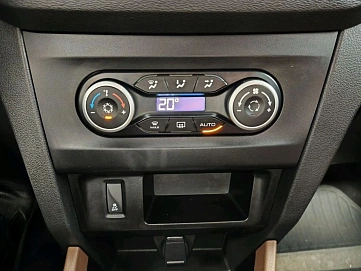 Lada (ВАЗ) XRAY, 2019г., передний привод, робот