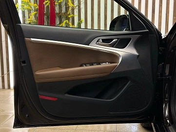 Genesis G70, 2019г., полный привод, автомат