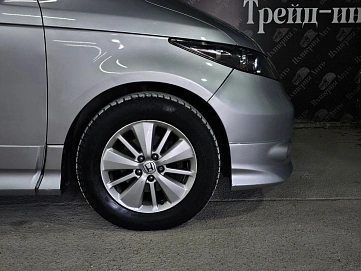 Honda Elysion, 2009г., передний привод, автомат