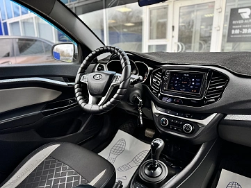Lada (ВАЗ) Vesta, 2018г., передний привод, робот