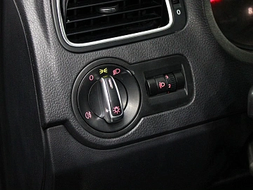 Volkswagen Polo, 2013г., передний привод, автомат