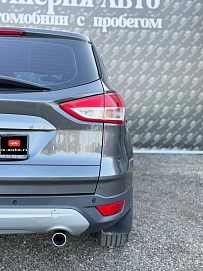 Ford Kuga, 2015г., передний привод, автомат