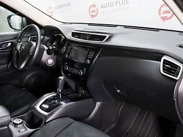 Nissan X-Trail, 2015г., полный привод, вариатор