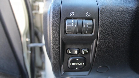 Subaru Impreza, 2008г., передний привод, механика