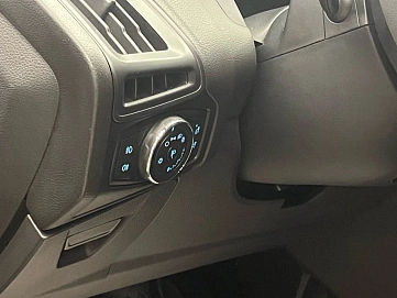 Ford Focus, 2012г., передний привод, механика
