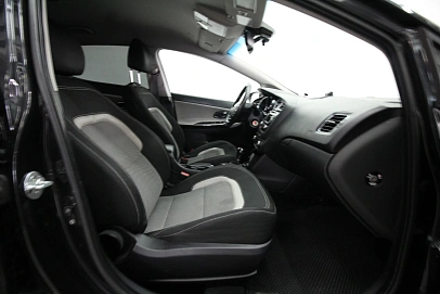 Kia Ceed, 2012г., передний привод, автомат