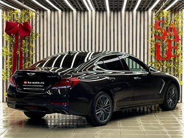 Genesis G70, 2019г., полный привод, автомат