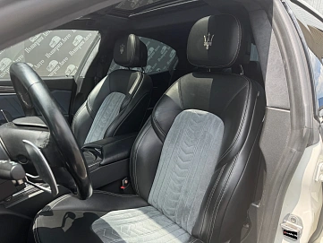 Maserati Ghibli, 2016г., полный привод, автомат