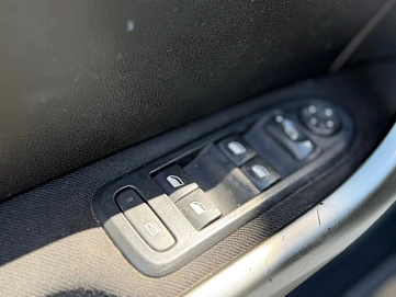 Peugeot 408, 2013г., передний привод, механика