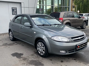 Chevrolet Lacetti, 2011г., передний привод, автомат