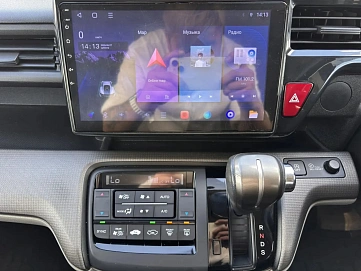 Honda Stepwgn, 2018г., передний привод, вариатор