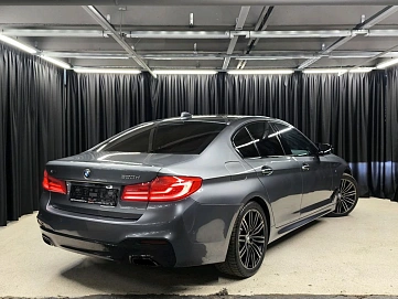 BMW 5 серии, 2017г., полный привод, автомат