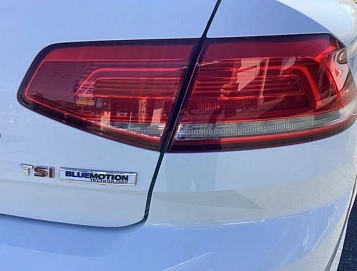Volkswagen Passat, 2015г., передний привод, робот