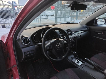 Mazda 3, 2006г., передний привод, автомат