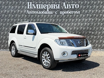 Nissan Pathfinder, 2012г., полный привод, автомат