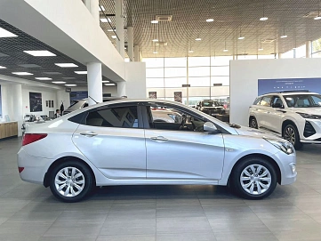 Hyundai Solaris, 2014г., передний привод, автомат