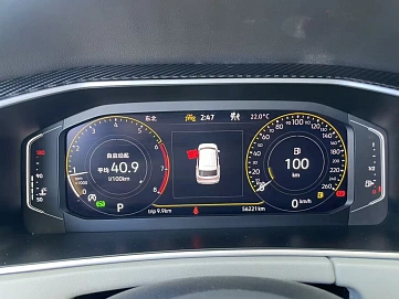 Volkswagen Tayron, 2022г., передний привод, робот