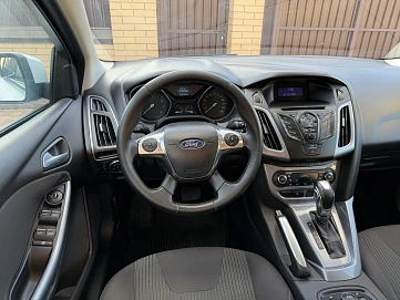 Ford Focus, 2012г., передний привод, робот