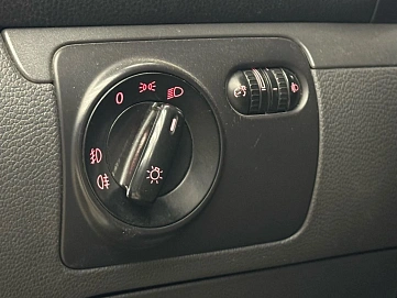 Volkswagen Jetta, 2008г., передний привод, автомат