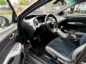 Honda Civic, 2008г., передний привод, робот