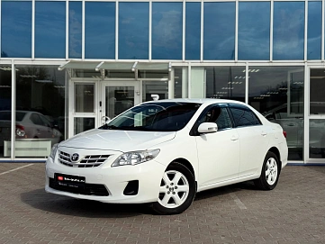 Toyota Corolla, 2012г., передний привод, автомат