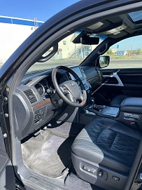 Toyota Land Cruiser, 2018г., полный привод, автомат