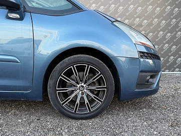 Citroen C4 Picasso, 2010г., передний привод, робот