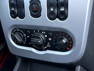 Renault Logan, 2013г., передний привод, механика
