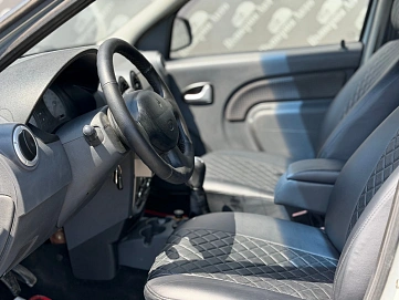 Renault Logan, 2009г., передний привод, механика