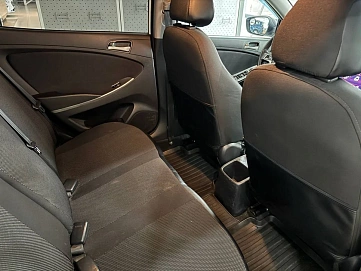 Hyundai Solaris, 2015г., передний привод, автомат