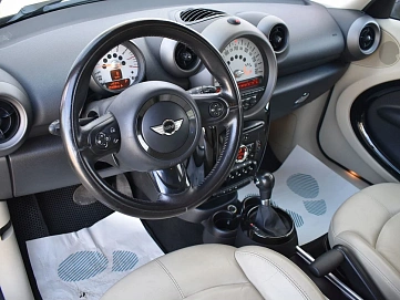 Mini Countryman, 2011г., передний привод, автомат