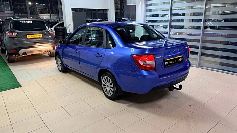 Lada (ВАЗ) Granta, 2021г., передний привод, механика