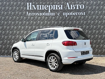 Volkswagen Tiguan, 2016г., передний привод, механика