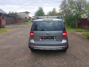Skoda Yeti, 2012г., полный привод, робот