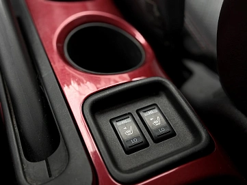 Nissan Juke, 2012г., передний привод, вариатор