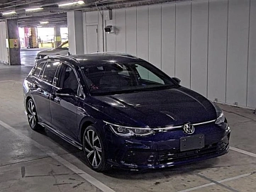 Volkswagen Golf, 2023г, передний привод, робот