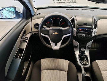 Chevrolet Cruze, 2013г., передний привод, механика