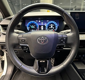 Toyota Camry, 2024г., передний привод, вариатор