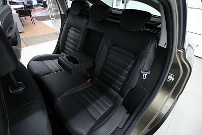 Renault Arkana, 2019г., передний привод, вариатор