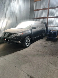 Toyota Highlander, 2013г., полный привод, автомат