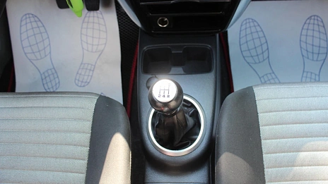 Suzuki SX4, 2011г., передний привод, механика