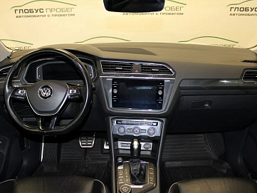 Volkswagen Tiguan, 2019г., полный привод, автомат